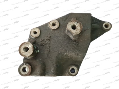 KB4 generátor feszítő tartó